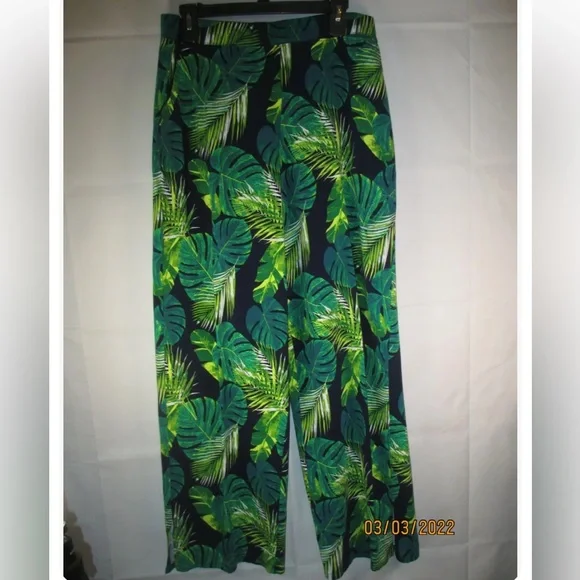 D&Co Lagenlook Green Floral Leaves Tropical Aloha Medium Petite A351804 QVC - Picture 5 of 6